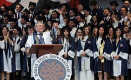 DEÜ Tıp Fakültesi’nde 48. Dönem Mezuniyet Coşkusu Yaşandı