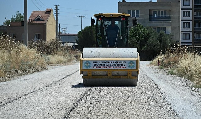 Muradiye ve Karaali’de Asfalt Çalışmaları Hız Kesmeden Sürüyor