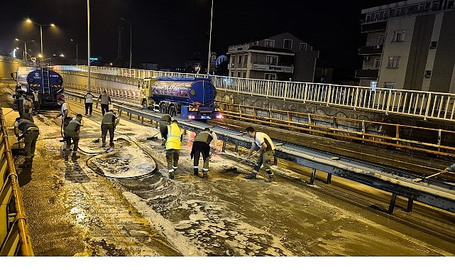 Eskihisar Feribot Yolu Alt Geçidi’nde gece mesaisi